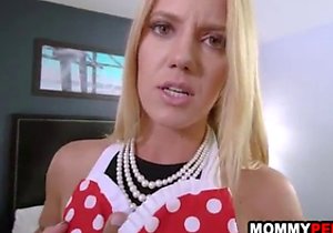 Incredible fingering leads to hotter fucking