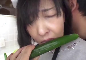 Aesthetic Asian brunette shows off her wide-opened pussy on cam